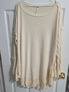 Free People Cream Lace-Hem Long Sleeve Tunic Top